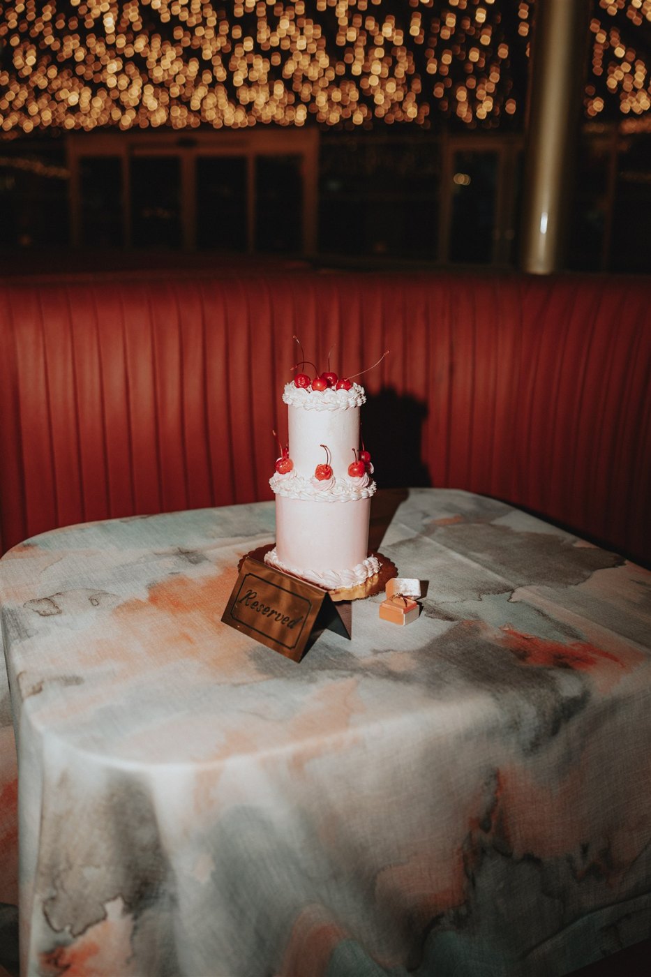 Pink cake + printed details — Las Vegas