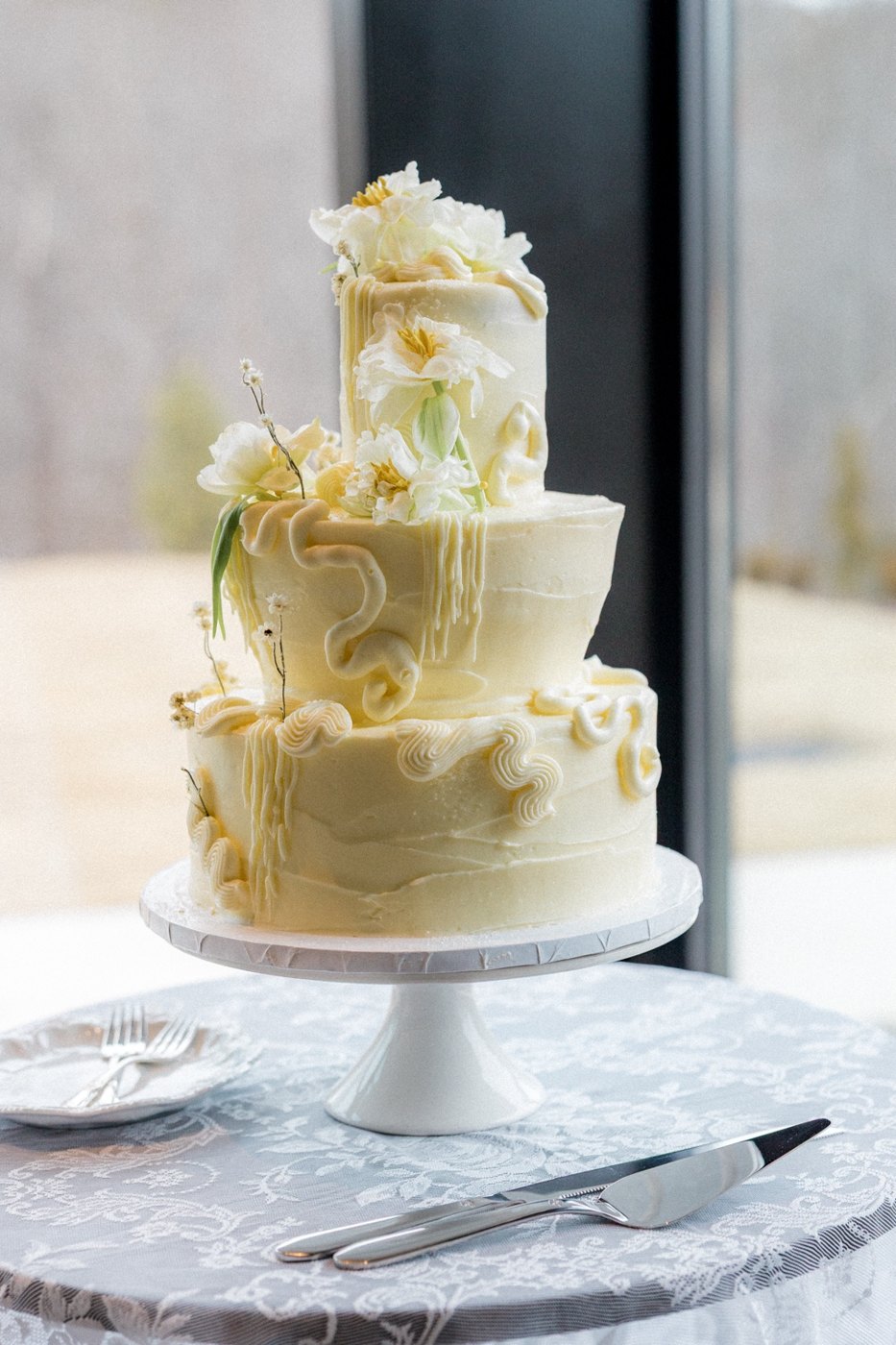 Cake in the window light — The Sky Room